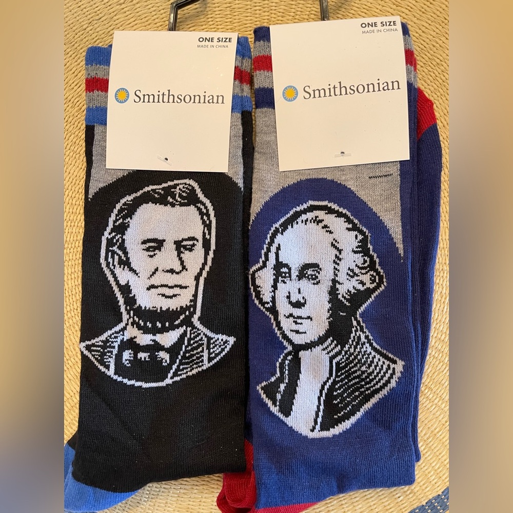 Mens Abraham Lincoln & George Washington Socks (2) History-Smithsonian 7-12  NEW